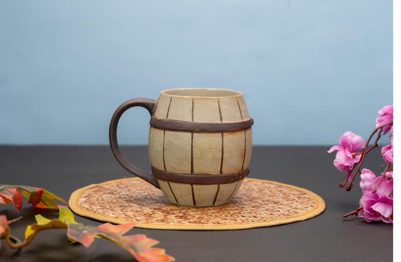 Textured stoneware barrel mug